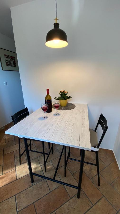 Apartma Nomad Novo Mesto Exteriör bild